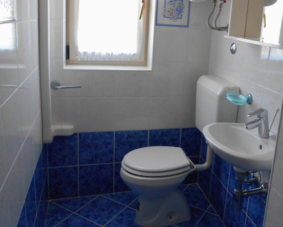 Juli No3 & No4 Apartment Mugeba Екстериор снимка