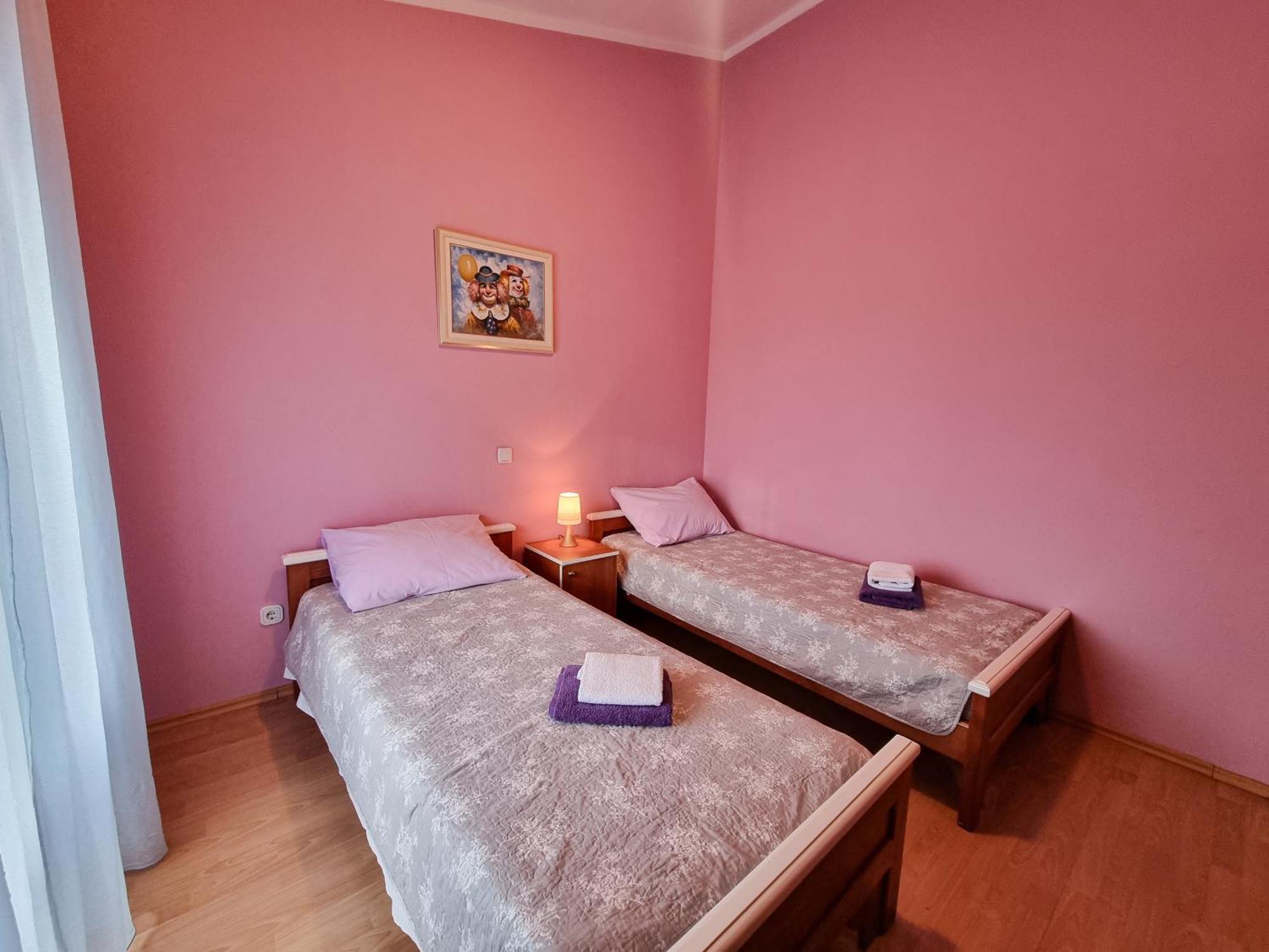 Juli No3 & No4 Apartment Mugeba Екстериор снимка